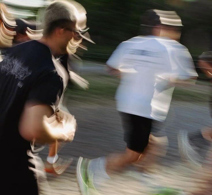 Open Ear vs Bone Conduction: Which Is Actually Better for City Runners?